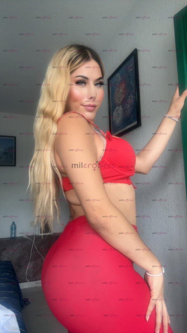 FOTOS DE ELEGANTE TRANS EXPERTA EN LA CAMA PARA COGER EL ROL QUE TÚ QUIERAS