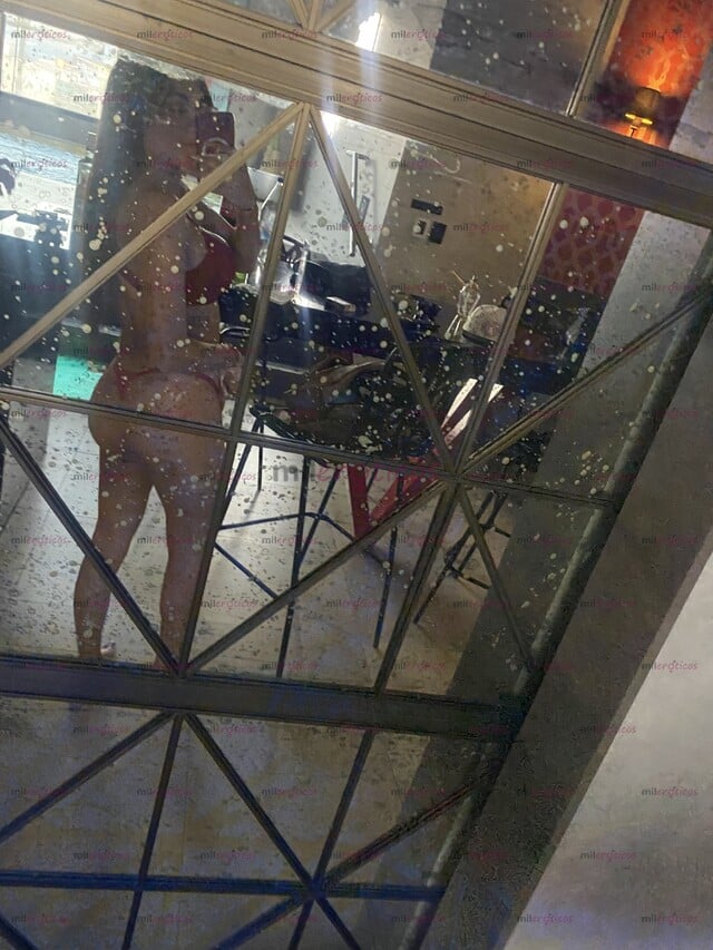 FOTOS DE TE HAGO UNA GARGANTA PROFUNDA CON MI CARA DE TIERNA SUMISA