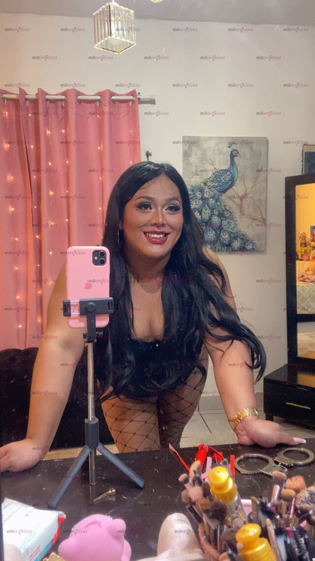 FOTOS DE I DESCRIBE MYSELF IN A SINGLE WORD PROFESSIONAL AND HOT !!