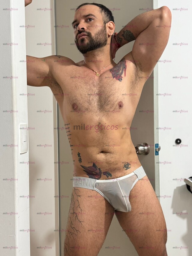 FOTOS DE COLOMBIANO ACTIVO, COMPLACIENTE MORBOSO,