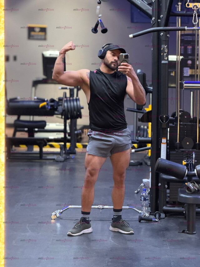 FOTOS DE COLOMBIANO ACTIVO, COMPLACIENTE MORBOSO,