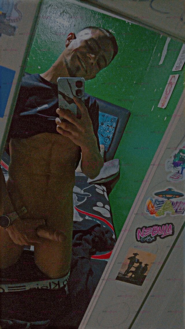 FOTOS DE JOVEN ATLETICO CON 19 CM AMANTE DISCRETO ADICTO AL SEXO