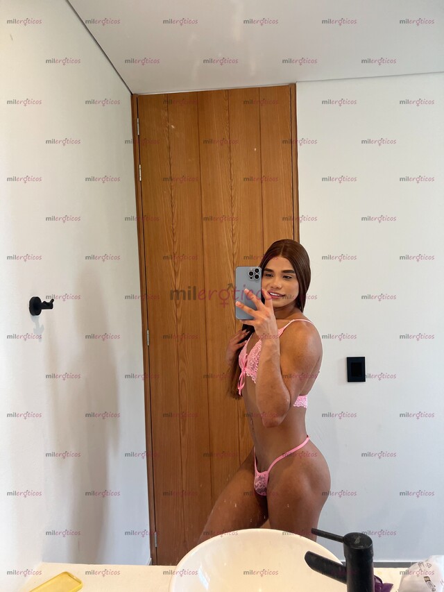 FOTOS DE PIEL MORENA DELGADA JOVENCITA CON GRAN DOTACION DISPONIBLE