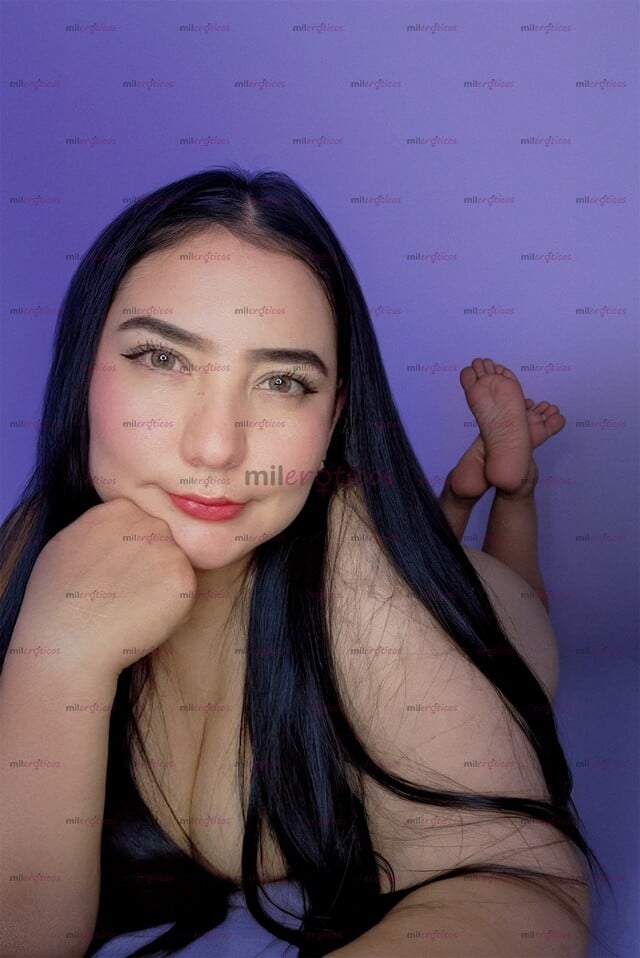 FOTOS DE DOMINATRIX, ESTAS TETAS SON TU PERDICIÓN. BABEA MIRÁNDOLAS.