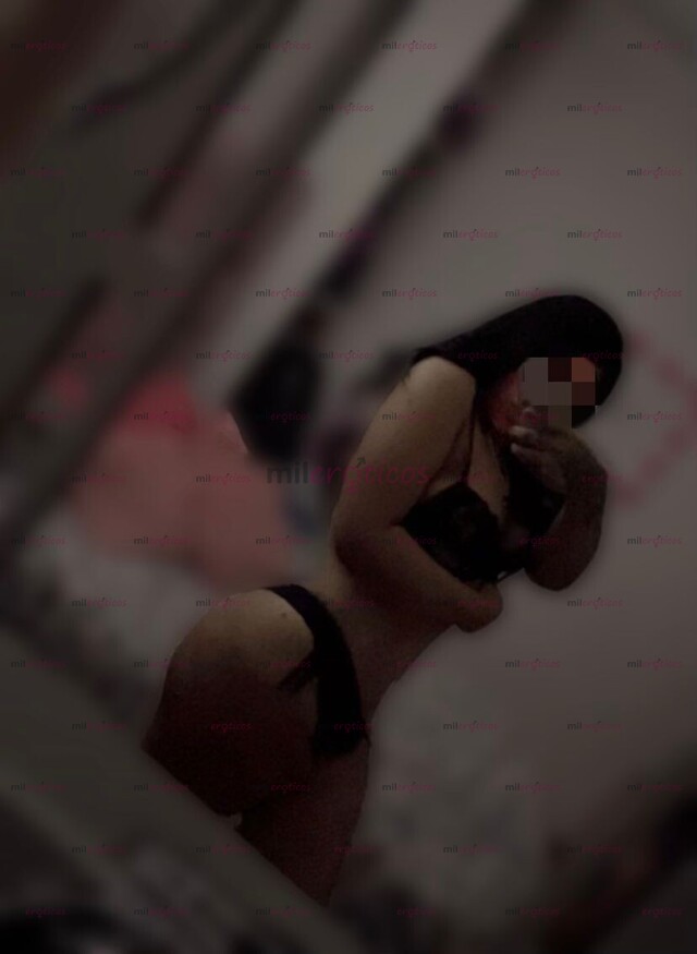 FOTOS DE SOY UNA JAR EN LA CAMA VEN Y SIRVETE LO QUE QUIERAS AMOR