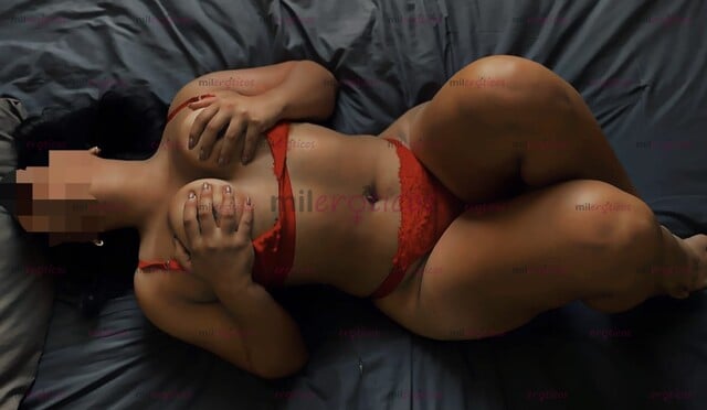 FOTOS DE CHAPARRITA MORENITA MUY CALIENTE NUEVA EN EL PORTAL Y EN LA CIUDAD
