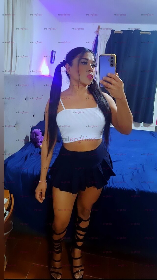 FOTOS DE BOQUITA TRAGA VERGAS CON GARGANTA PROFUNDA Y SORPRESA ENTRE LAS PIERNASS