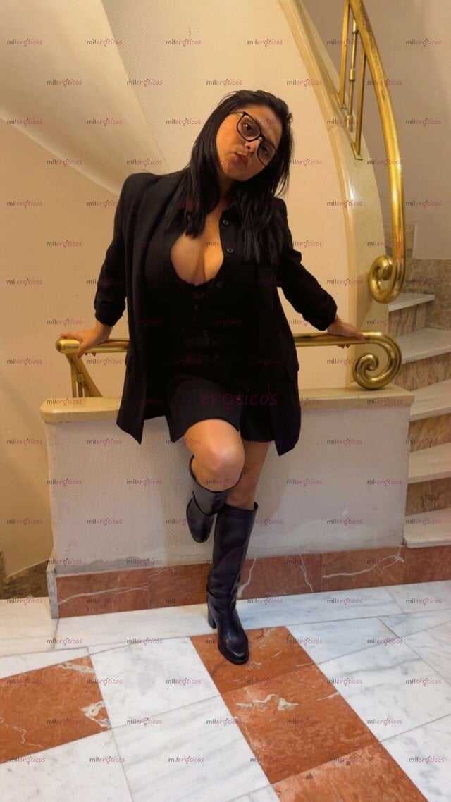 FOTOS DE ISABELLA MIRADAS SUAVES Y CONEXIÓN REAL