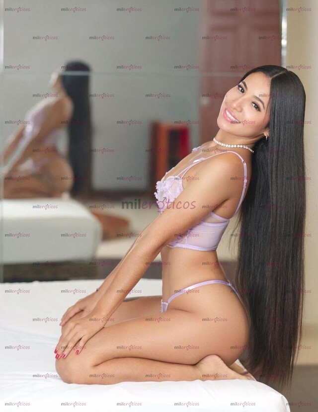 FOTOS DE GOLOSITA TRAVIESITA Y APRETADITA... GIMO RICO.. PONME EN 4 Y HAZME GOZAR