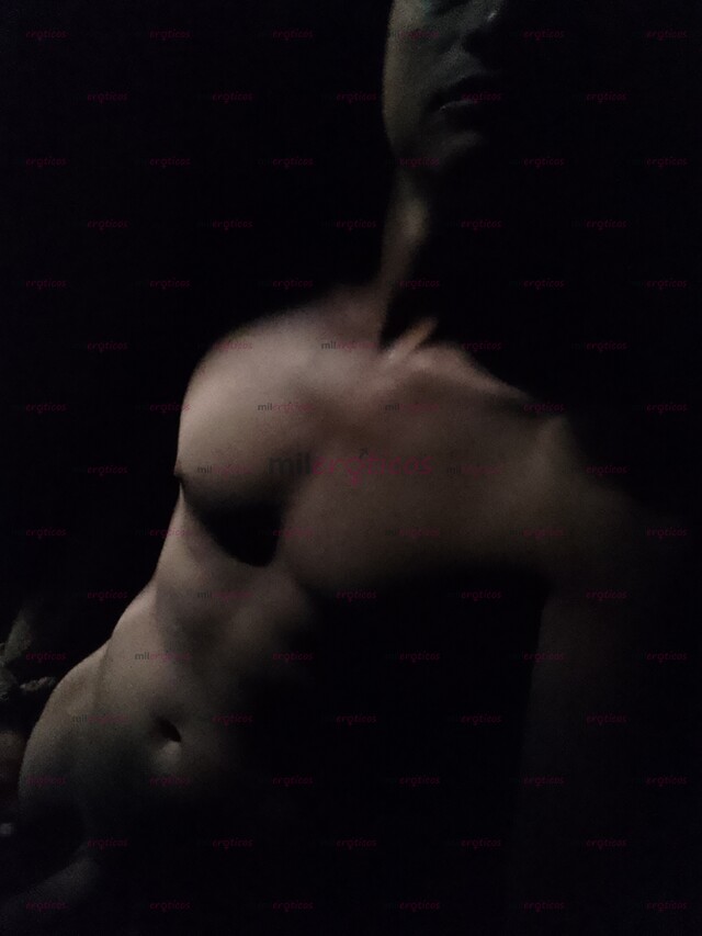 FOTOS DE ME PRESTÓ PARA SERVICIOS SEXUALES SOLO CON MUJERES