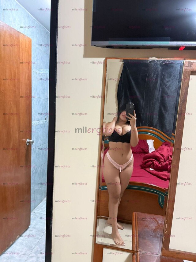 FOTOS DE GRANDIOSA JOVENCITA PIEL CANELA CULONA Y CUERPO DELICADO.