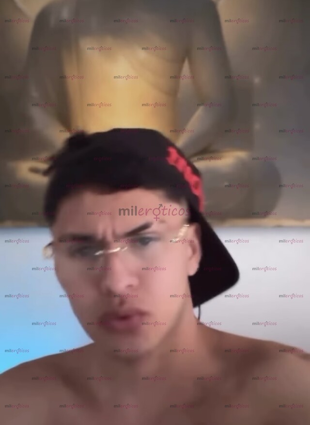 FOTOS DE POLLO VERGON ACTIVO CON SITIO EN MEDELLÍN EISPUESTO A CUMPLIR TUS FANTASÍAS