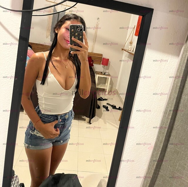 FOTOS DE ME MOJO MUY RICO MIENTRAS DEDEAS MI RICA Y APRETADITA VAGINA