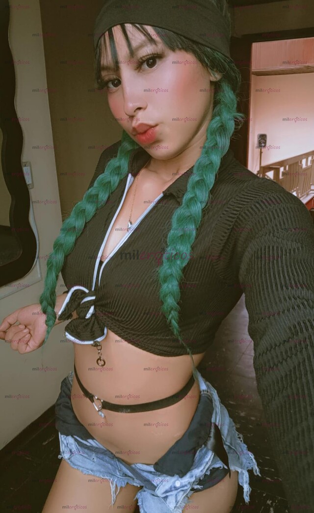 FOTOS DE MORENA CON UNA HERMOSA PIEL CANELA JOVEN PARA QUE DISFRUTES