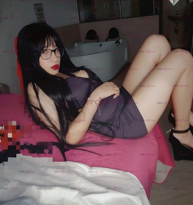 FOTOS DE EXCLUSIVA: 19 AÑOS LA DIOSA DE LA LECHE HA LLEGADO