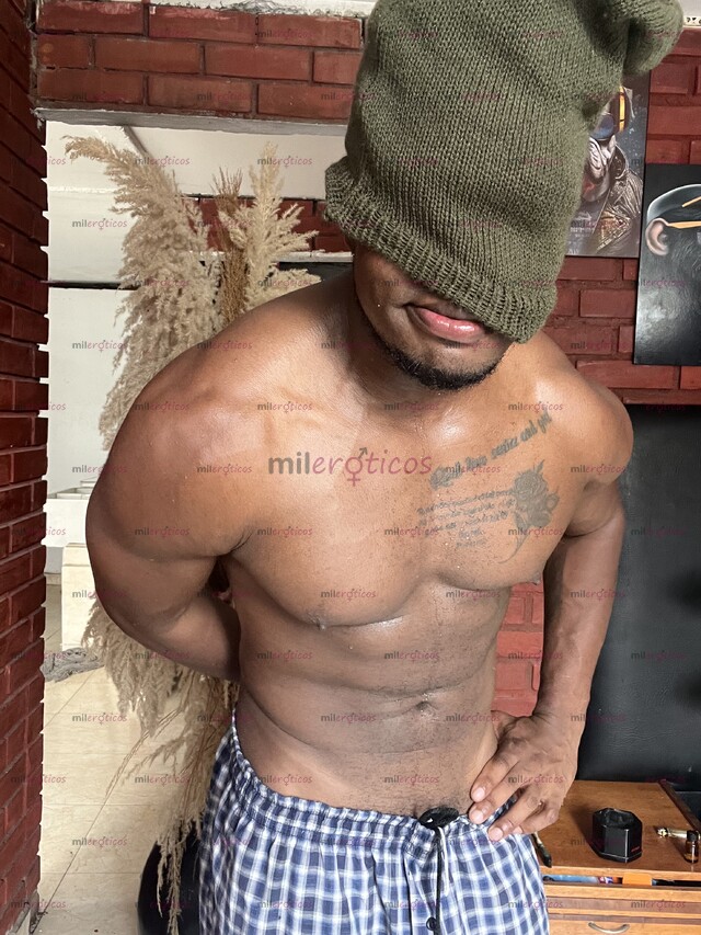 FOTOS DE PRIMERA VEZ MORENO ARDIENTE DOCTADO MARCADO 21CM DURA LECHERA