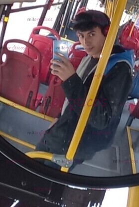 FOTOS DE BELLO JOVEN AMANTE DEL BUEN SEXO APASIONADO
