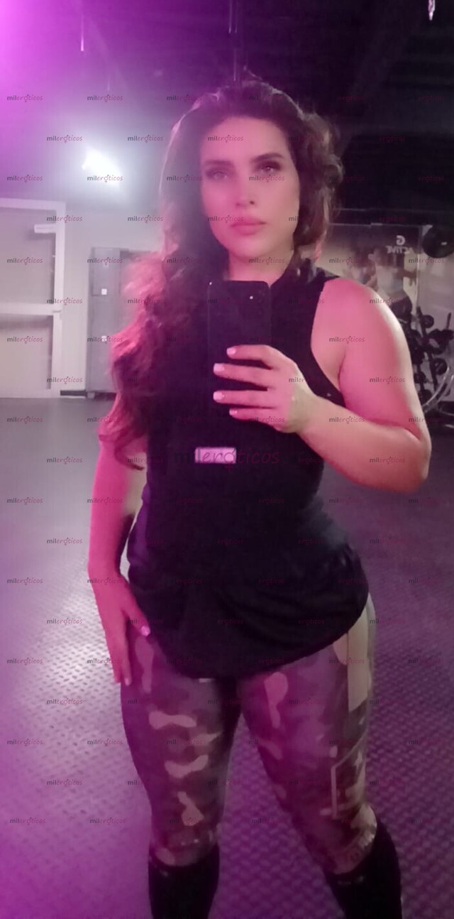 FOTOS DE LINDA MUJER MASAJISTA ,CON MUCHA EXPERIENCIA MASAJES .....