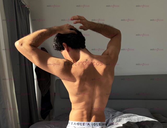 FOTOS DE FLACO DE 1.80 SEXI, CALIENTE, EDUCADO Y LIMPIO.