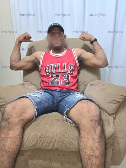 FOTOS DE TU MACHO MORENO PARA TRATARTE COMO TE LO MERECES