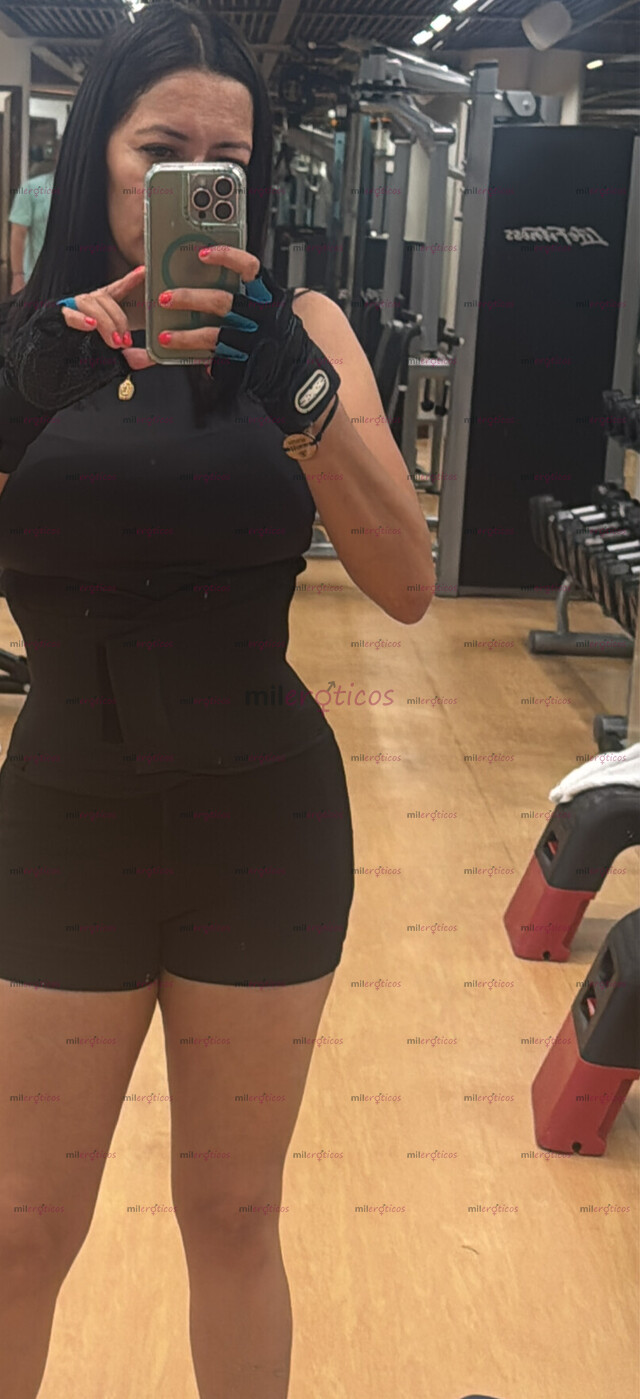 FOTOS DE HOLA AMORES SOY UNA DAMA CALIENTE Y BIEN SABROSA