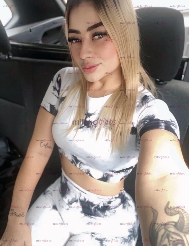 FOTOS DE RUBIA OJOS CLAROS JOVEN NUEVA EN EL AMBIENTE SUPER CACHONDA ATENTA