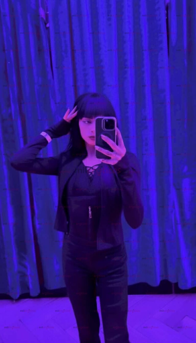 FOTOS DE AYTANA TRANS DE 19 AÑOS LINDA Y DELGADA