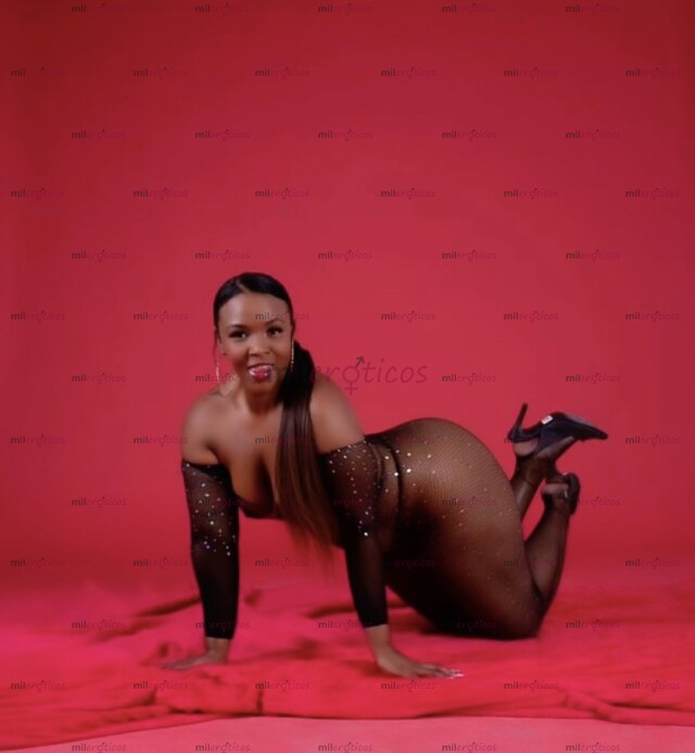 FOTOS DE PROMOCIÓN SOLO HOY, RICA MORENA COLOMBIANA MOR DAME TU LECHITA