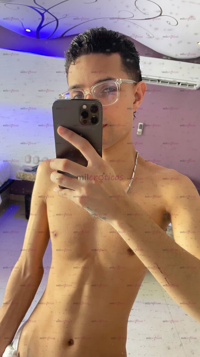 FOTOS DE CHICO PAISA DISPUESTO A COMPLACERTE ESCRÍBEME YA. VERGON