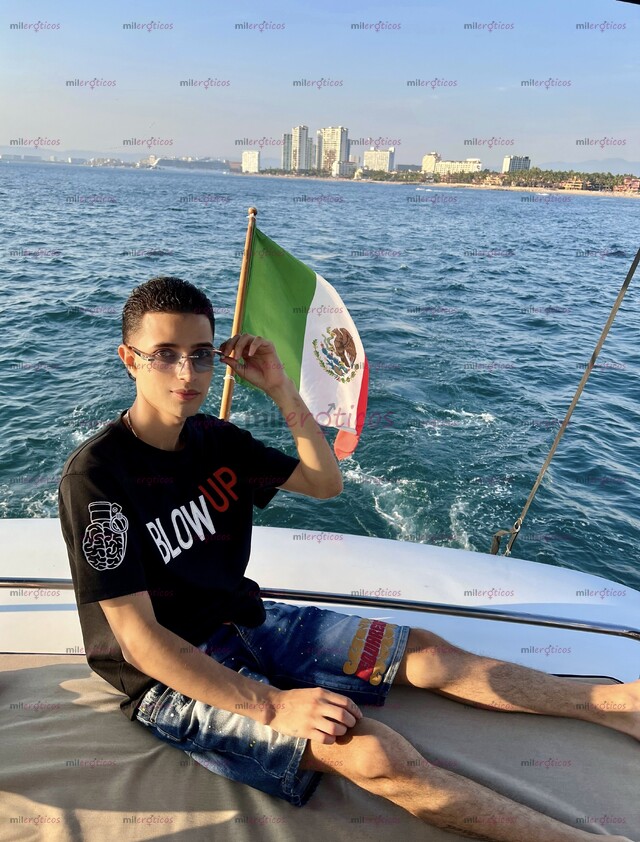 FOTOS DE CHICO PAISA DISPUESTO A COMPLACERTE ESCRÍBEME YA. VERGON