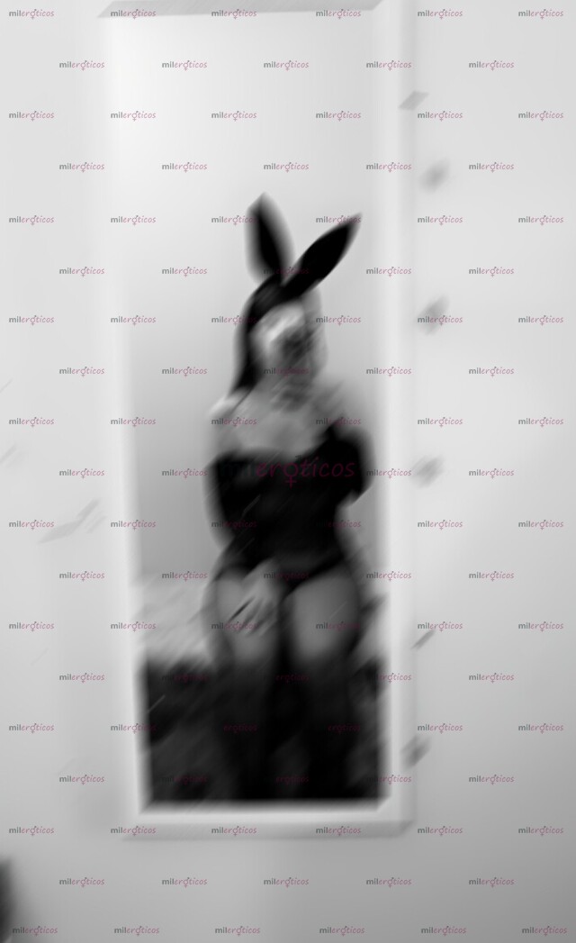 FOTOS DE NENITA TRAVIESA LISTA PARA COMPLACERTE Y DEJAR QUE ME LA METAS BIEN RICO
