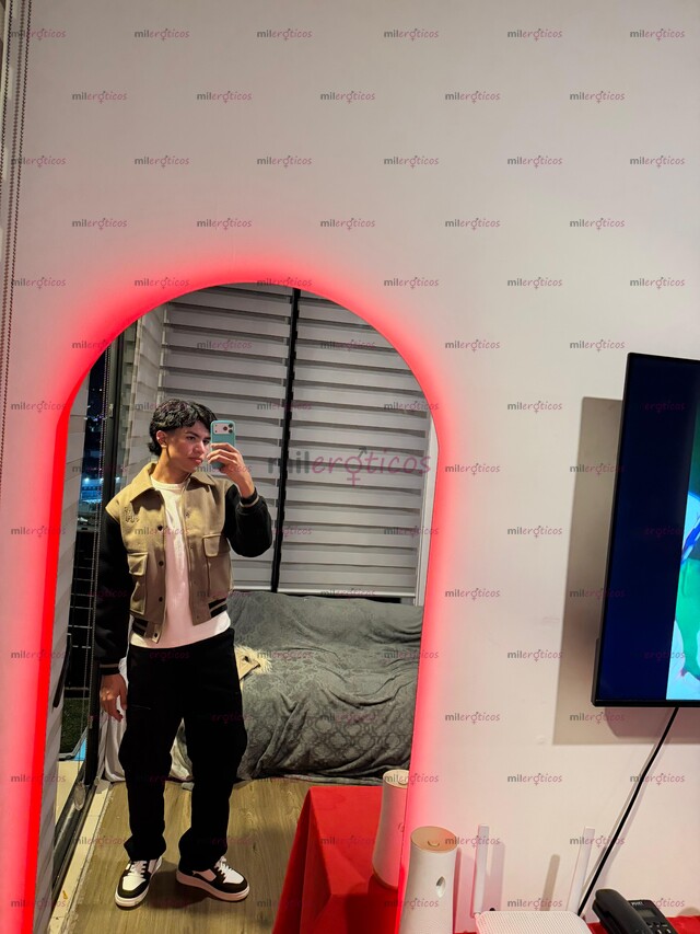 FOTOS DE MORENO FLACO VERGON 23CM INTERR FORANEO 1.80CM