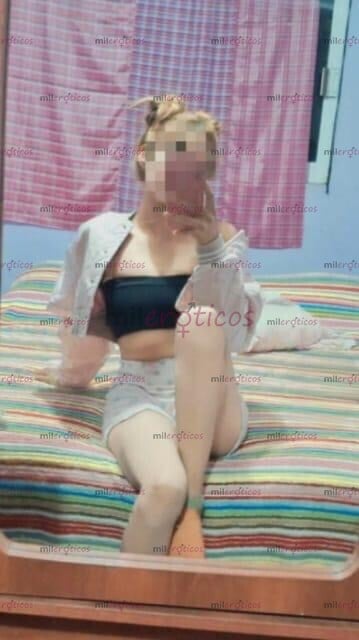 FOTOS DE LÁMBEME MIS RICOS PECHOS QUE YO TE PUEDO MAMAR TU PITO LECHOSO..