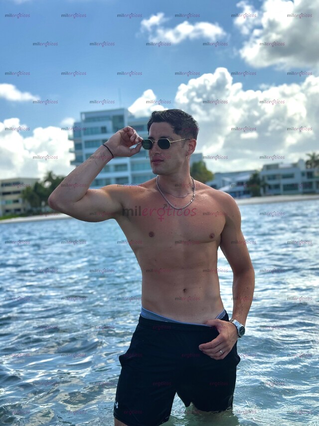 FOTOS DE ERIK DE LUCA, ARGENTINO, 26 AÑOS ROL ACTIVO 100%, AGUANTADOR