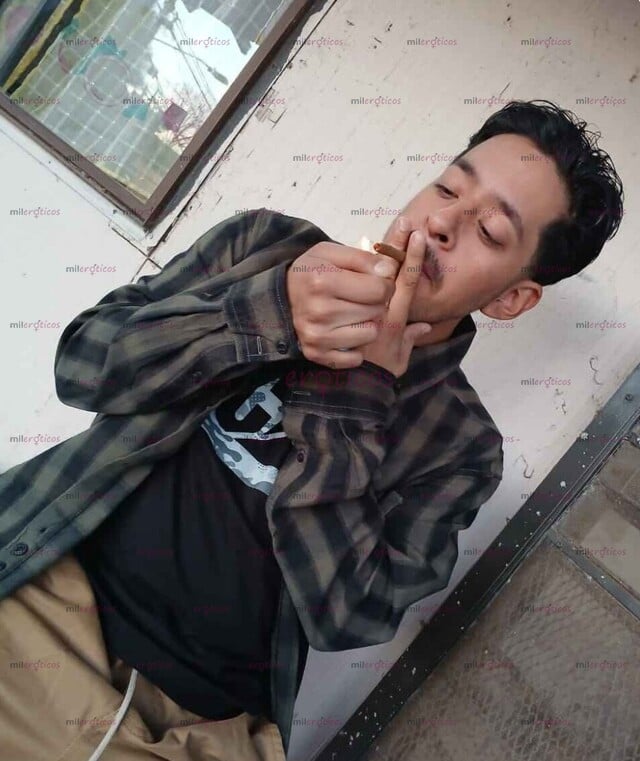 FOTOS DE CHICO LISTO PARA COMPLACERTE EN TODAS TUS FANTASÍAS, CHAPARRO PERO PICOSO