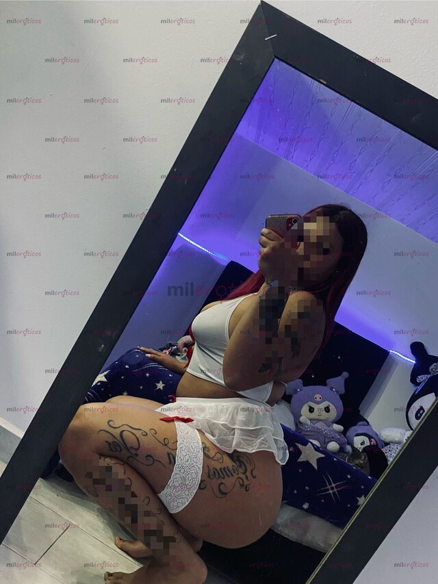 FOTOS DE UNA CHICA CALIENTE Y JUGUETONA LISTO PARA RELAJARTE