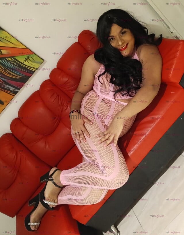 FOTOS DE NOVEDA CAMILA DE LA VEGA MORENA PERRITA ACTIVA PASIVA CON PARQUIADERO INCUIDO PR