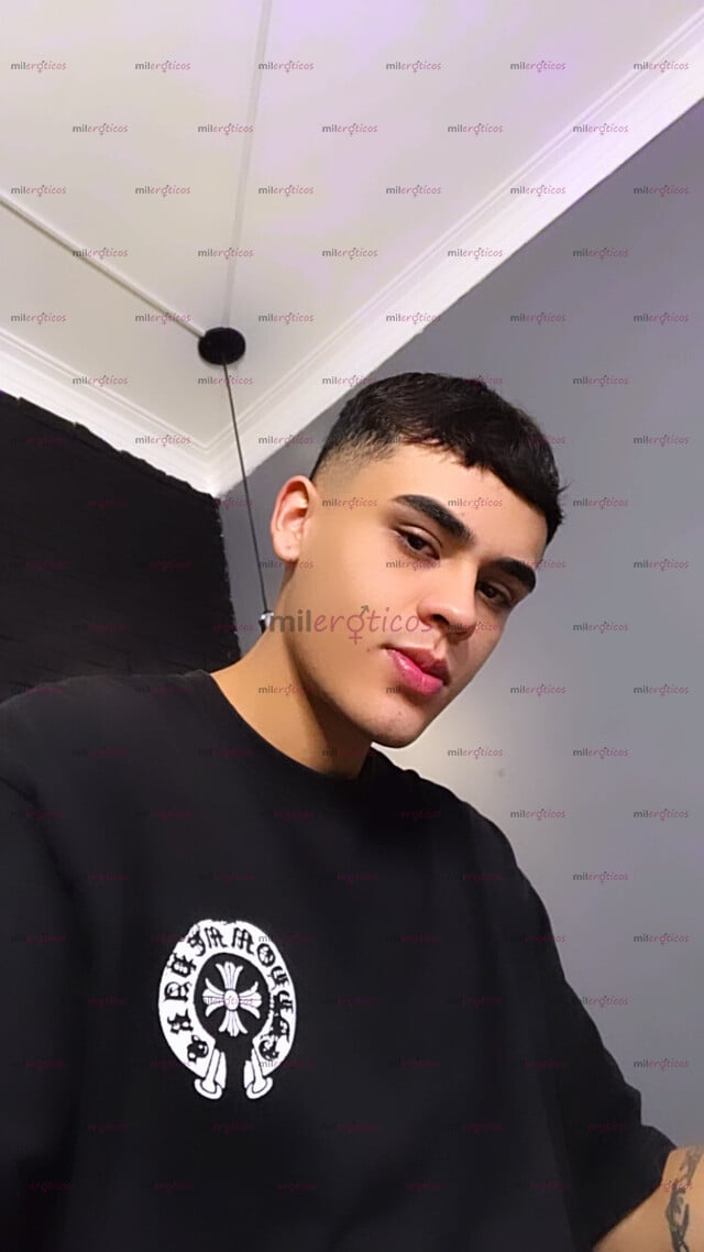 FOTOS DE CON SITIO PRIVADO PAISA JOVEN 20 AÑOS, ACTIVO COMPLACIENTE DISPONIBLE PARA TI