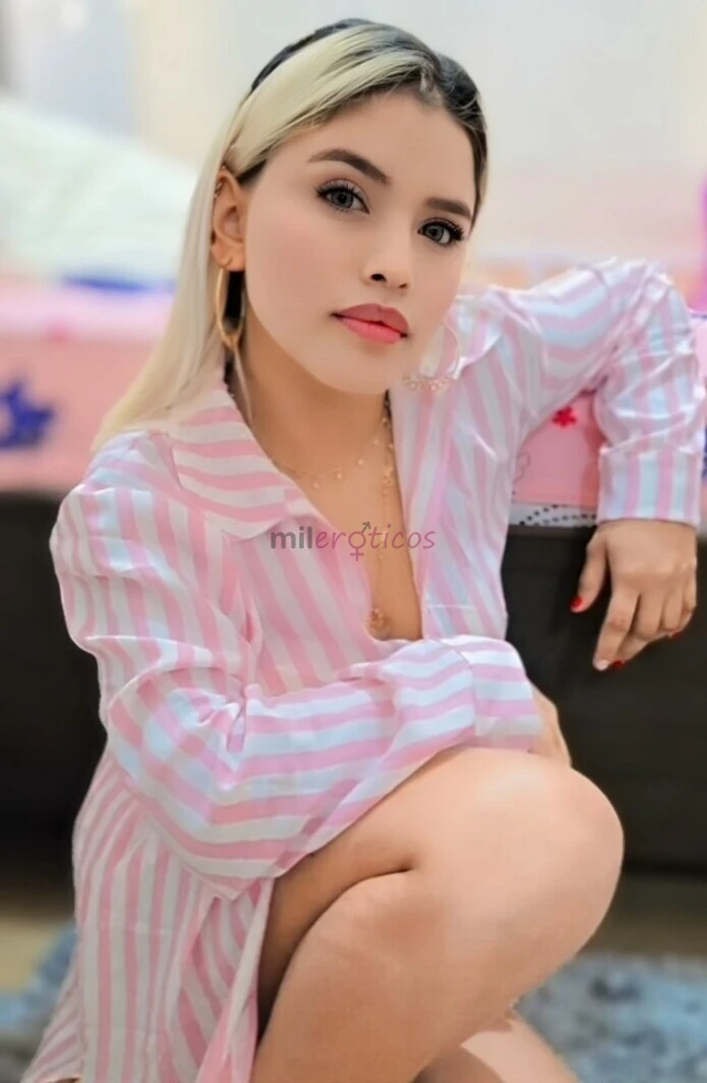 Ola a todos eu me chamo sofia lemos e sou uma garota bem estilo nifentinha e sou massagista de 19 anos nasci em sao paulo moro em manaus extremamente...