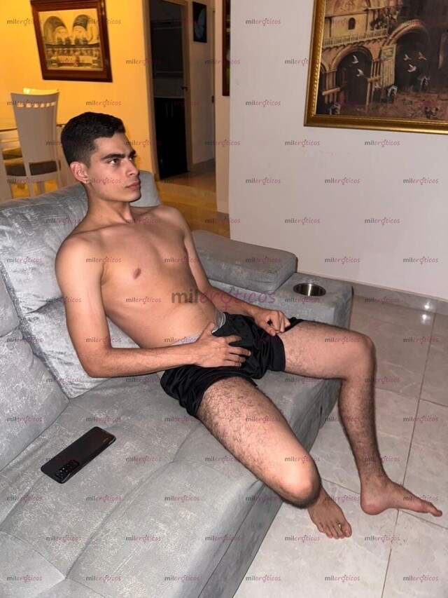 FOTOS DE POLLO MASCULINO BIEN DOTADO, MORBOSO, CALIENTE. SOLO SERVICIOS VIRTUALES