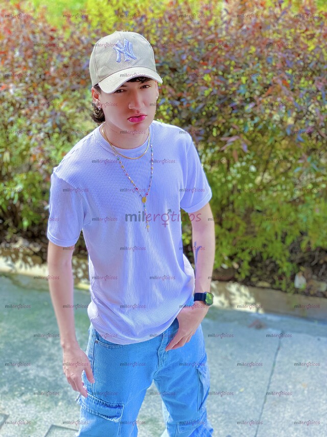 FOTOS DE VERSÁTIL FETICHISTA. APARTAMENTO PRIVADO. TOTAL SERIEDAD Y DISCRECIÓN