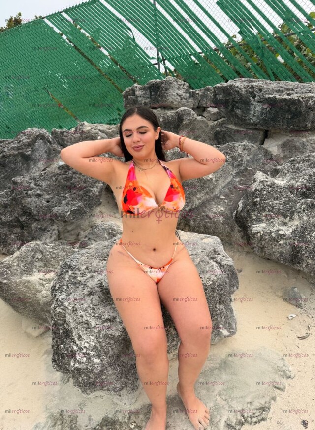 FOTOS DE VEN Y PRUÉBAME PAPI TENGO UNAS TETAS RIQUÍSIMAS