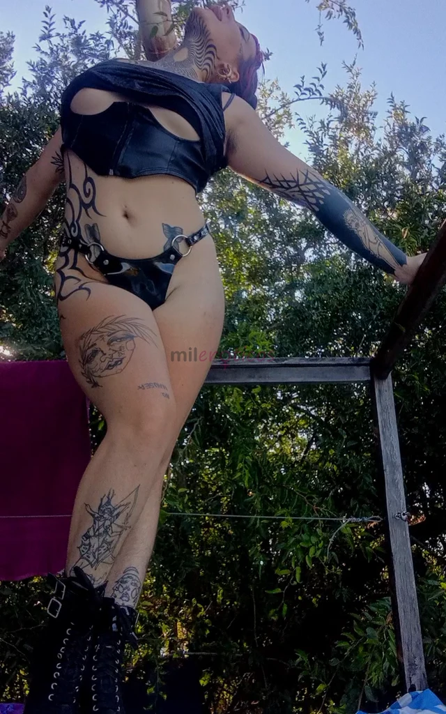 Hola carino soy miss nina infexion trabajadora sexxx profesional amor desde argentina divertida sexy atrevida caliente juguetona amp estoy de paso x c...