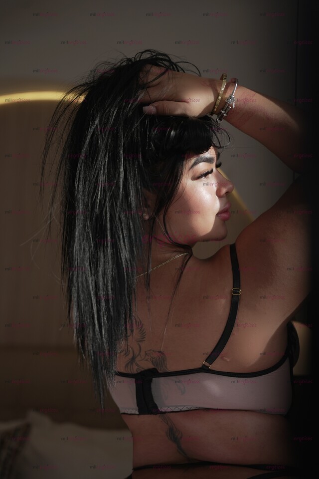 FOTOS DE HOLA AMOR SOY CATA PELI NEGRA CON CURVAS DISPUESTA A COMPLACERTE