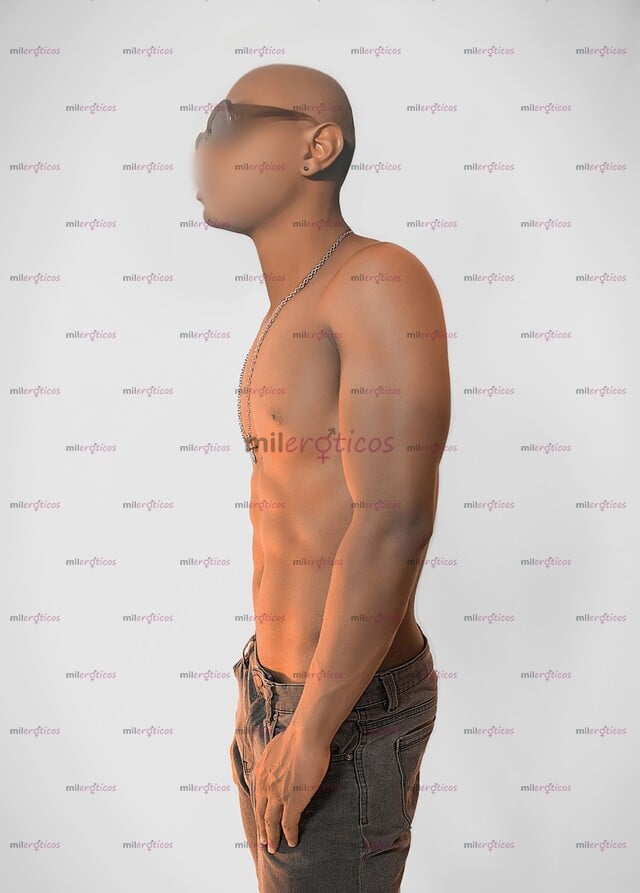 FOTOS DE NUEVO Y EXCLUSIVO MASAJISTA EROTICO, RECIEN LLEGADO ALA CIUDA