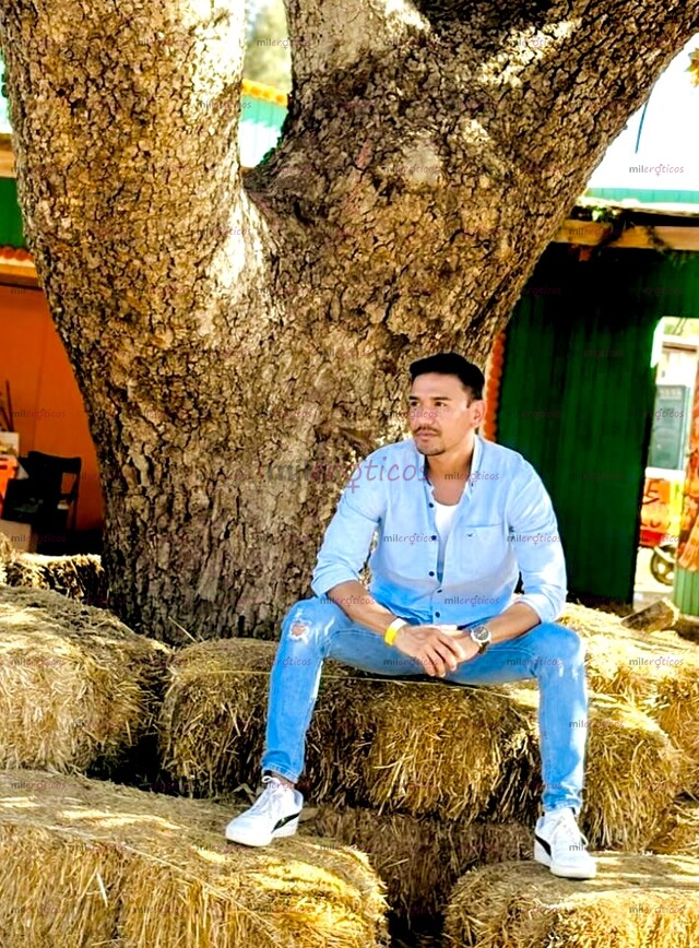 FOTOS DE VATO VERGON CALIENTE CON 20 CMS DE VERGA PARA DEJÁRTELA IR