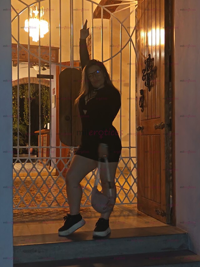 FOTOS DE HOLA AMOR UNA HORA 150.000 ESCRIBEME Y TE ASEGURO LA PASAREMOS BIEN Y DELICIOSO