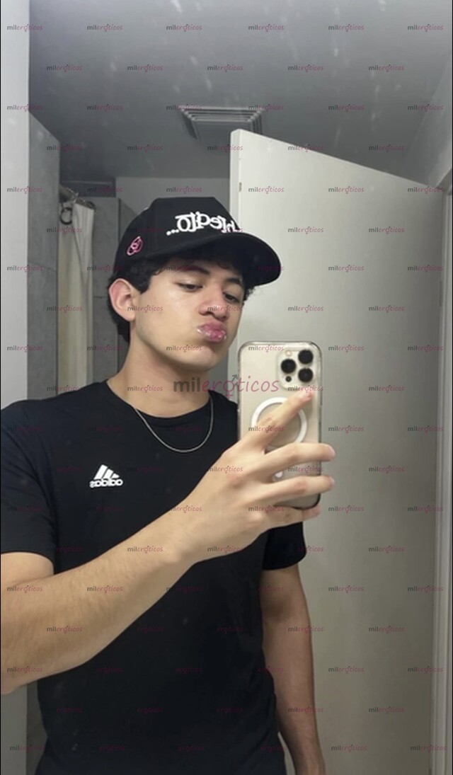 FOTOS DE MORRITO DE 19 AÑOS CULON Y BIEN CALIENTE