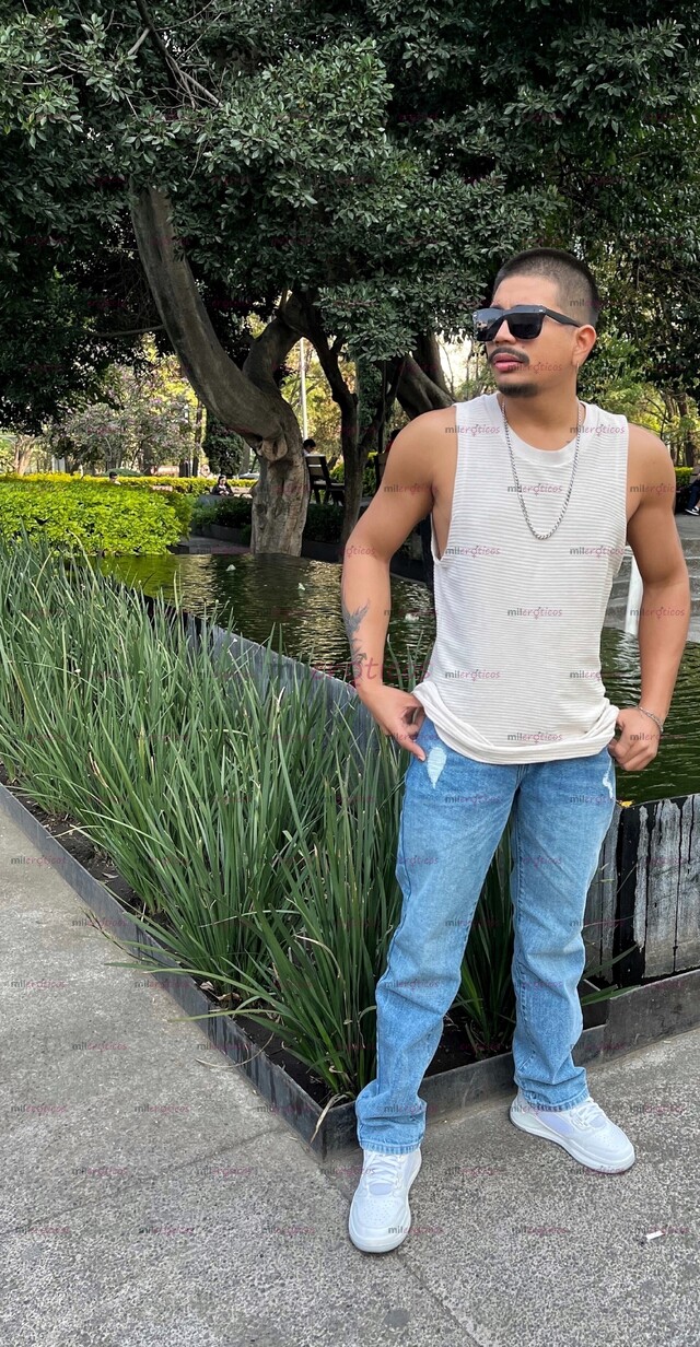 FOTOS DE ANDRÉ LATINO DE 23 AÑOS , DISPONIBLE EN TU CIUDAD