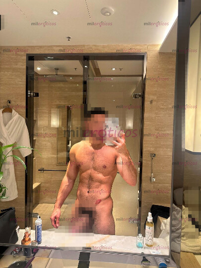 FOTOS DE MACHO ACTIVO, CON BUENA HERRAMIENTA SERI Y DISCRET